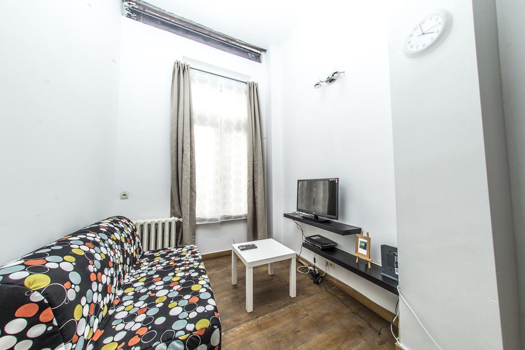 Rentbynight Aparthotel Bryssel Rum bild