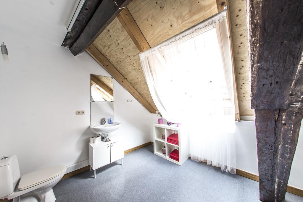 Rentbynight Aparthotel Bryssel Rum bild
