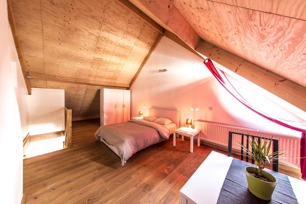 Rentbynight Aparthotel Bryssel Rum bild