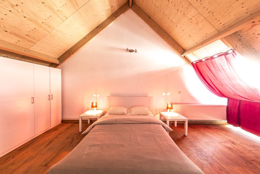 Rentbynight Aparthotel Bryssel Rum bild